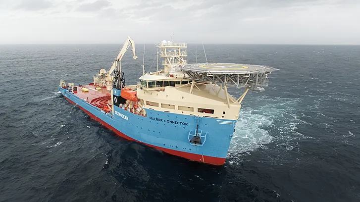 maersk-connector-cable-layer-crane-test-january-2016