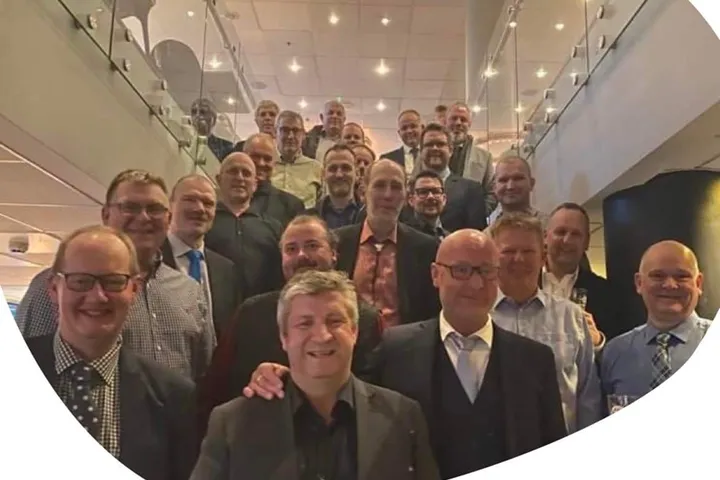 6A4280AE-F786-41A3-83EF-161D21301D83